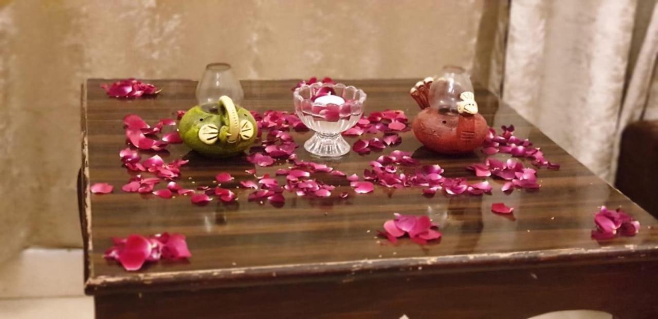 Rishikesh Grand Hotel ภายนอก รูปภาพ